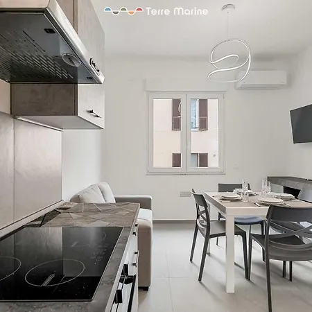 Apartment Alba House, Terre Marine