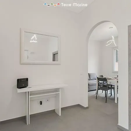 Alba House, Terre Marine Apartman